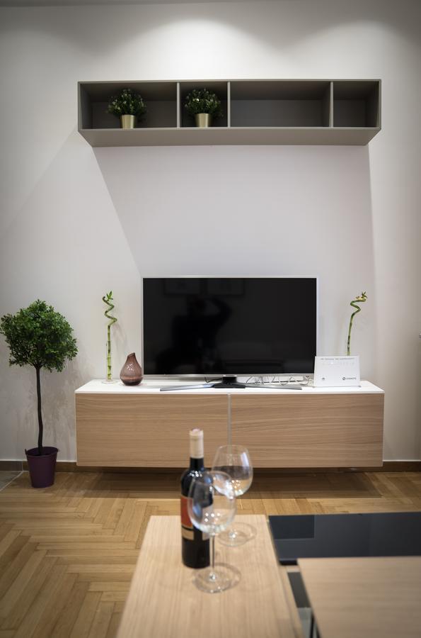 Apartmán Hiend 4Th Floor 1Bdr Atény Exteriér fotografie